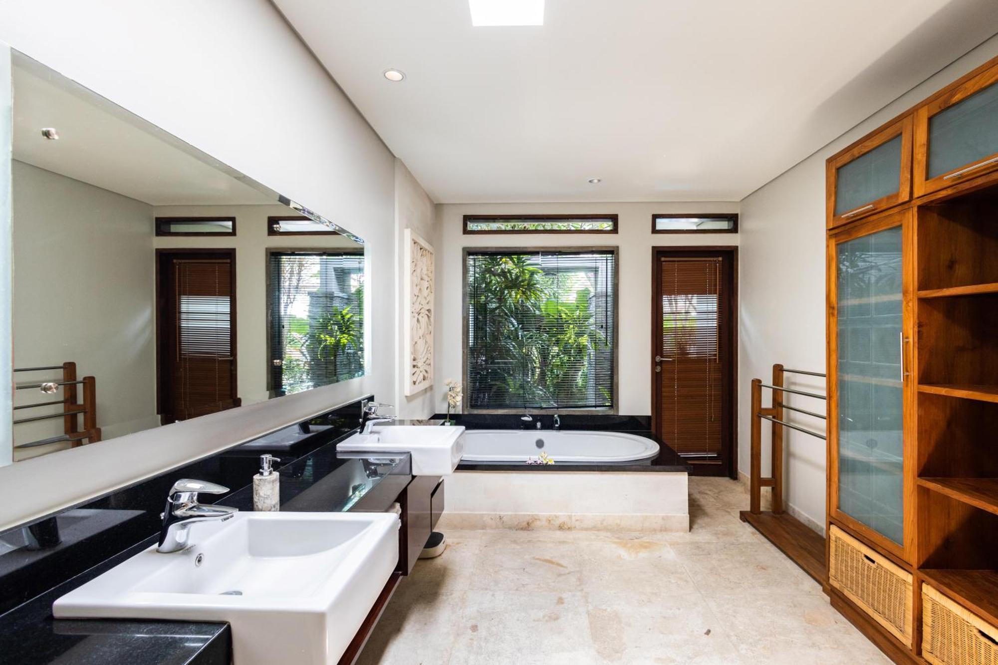 Kejora Beachfront Estate Sanur - Luxurious Villa Seven Kejora エクステリア 写真